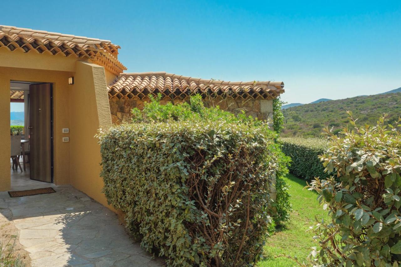 Villetta D'Arancia - Sherdenia Luxury Apartments Marinella  Zewnętrze zdjęcie