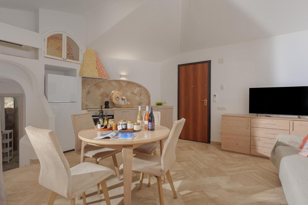 Villetta D'Arancia - Sherdenia Luxury Apartments Marinella  Zewnętrze zdjęcie
