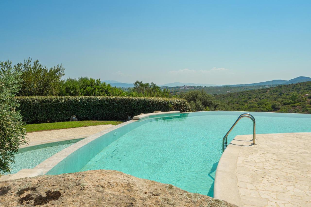 Villetta D'Arancia - Sherdenia Luxury Apartments Marinella  Zewnętrze zdjęcie